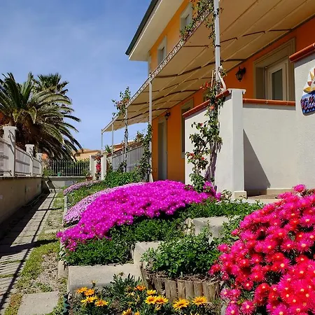 Case Vacanza Villa Doria Valledoria  Room photo